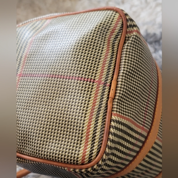 EUC HUNTING WORLD HAND BAG - Picture 8 of 14